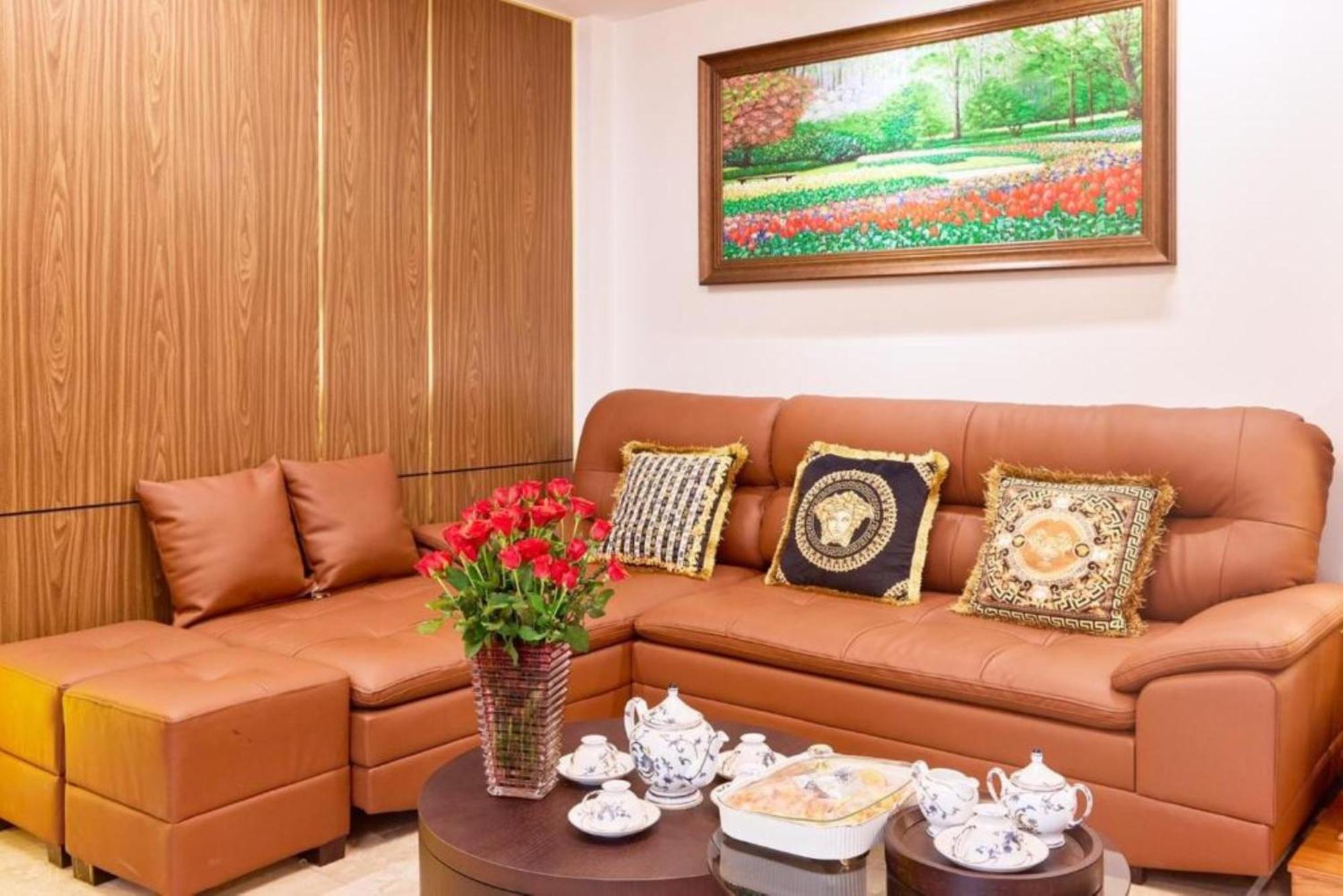 Nguyen Huong 2* Ho Chi Minh City